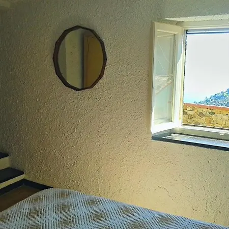 Holiday home Casa Vacanze Dolce Glicine *
